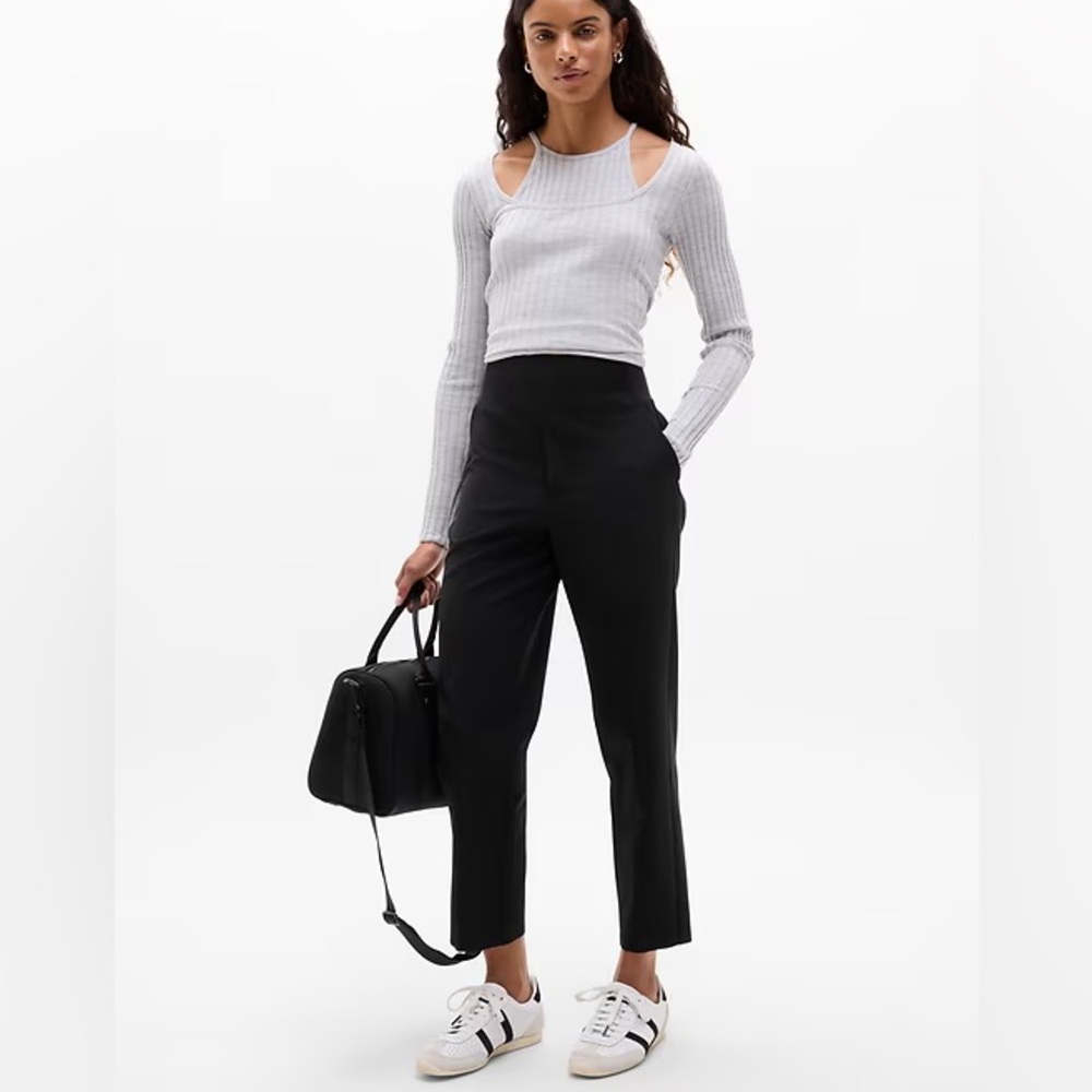Like NEW Athleta Endless High Rise Pant, 12